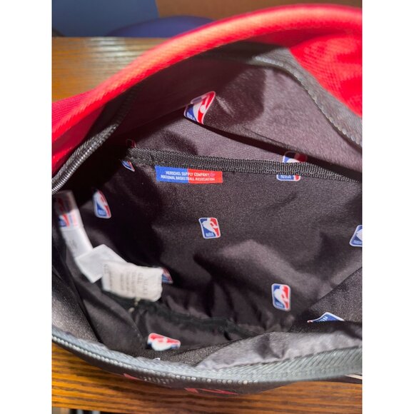 Herschel NBA Houston Rockets Hip Pack, Red/Black, NWT - Picture 3 of 6